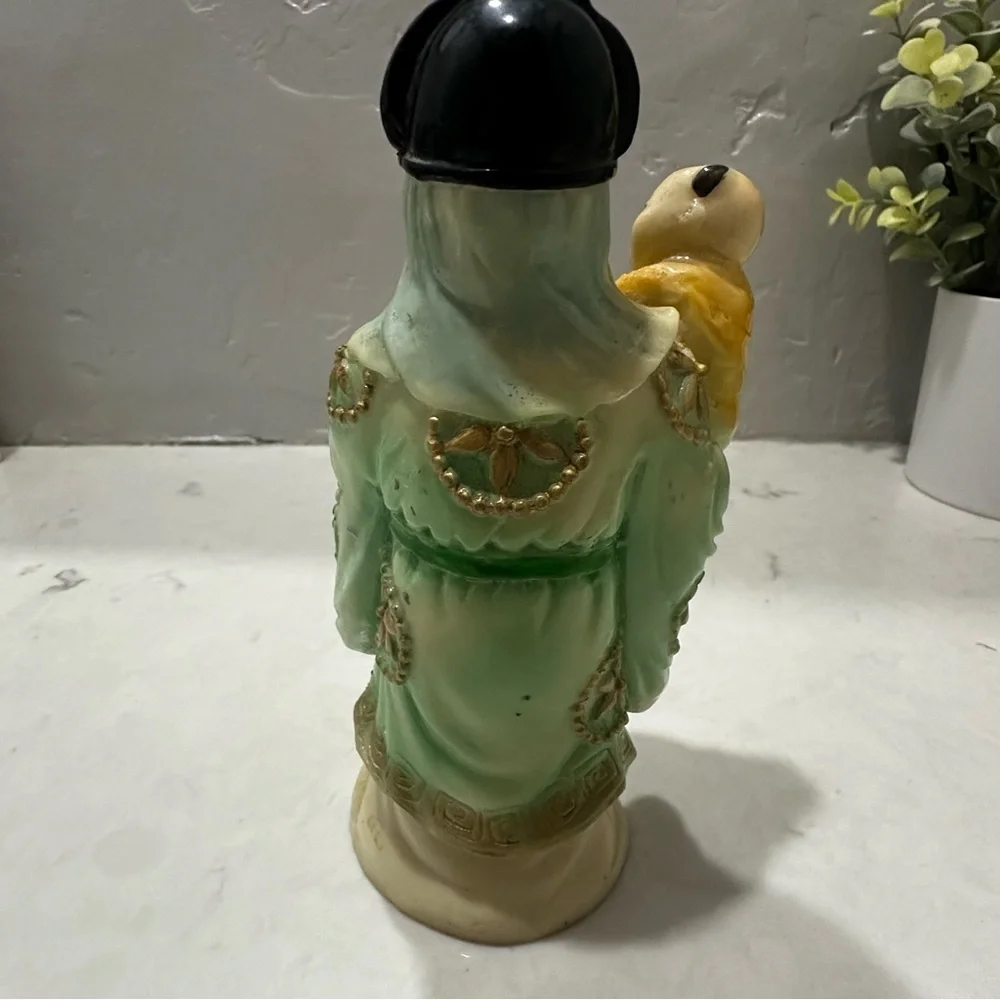Vintage Chinese Japanese Statue Man Holding Child In Arm Ceramic Hand Painted